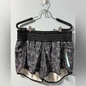 Lululemon Speckled Track Shorts Women’s‎ size 10